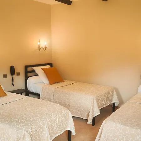 Hotel Saint Jacques 2*