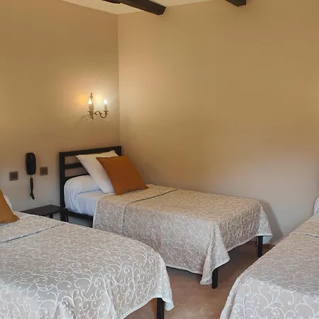 Saint Jacques Hotel 2*